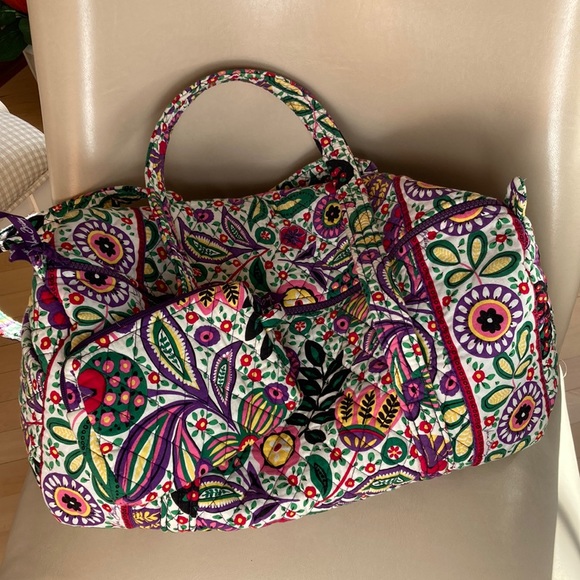 Vera Bradley SET duffel and jewelry bag - Picture 2 of 16